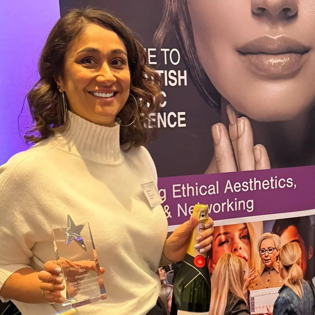💫🏆 Rising Star in Medical Aesthetics Award • FrownDocs 💫🏆 Rising Star in Medical Aesthetics Award